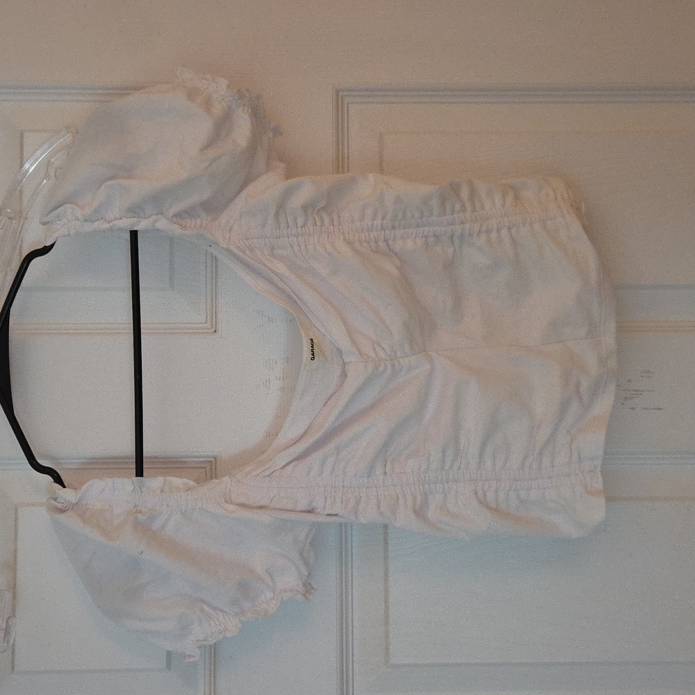 Garage Ivory Ruched Sleeve Blouse